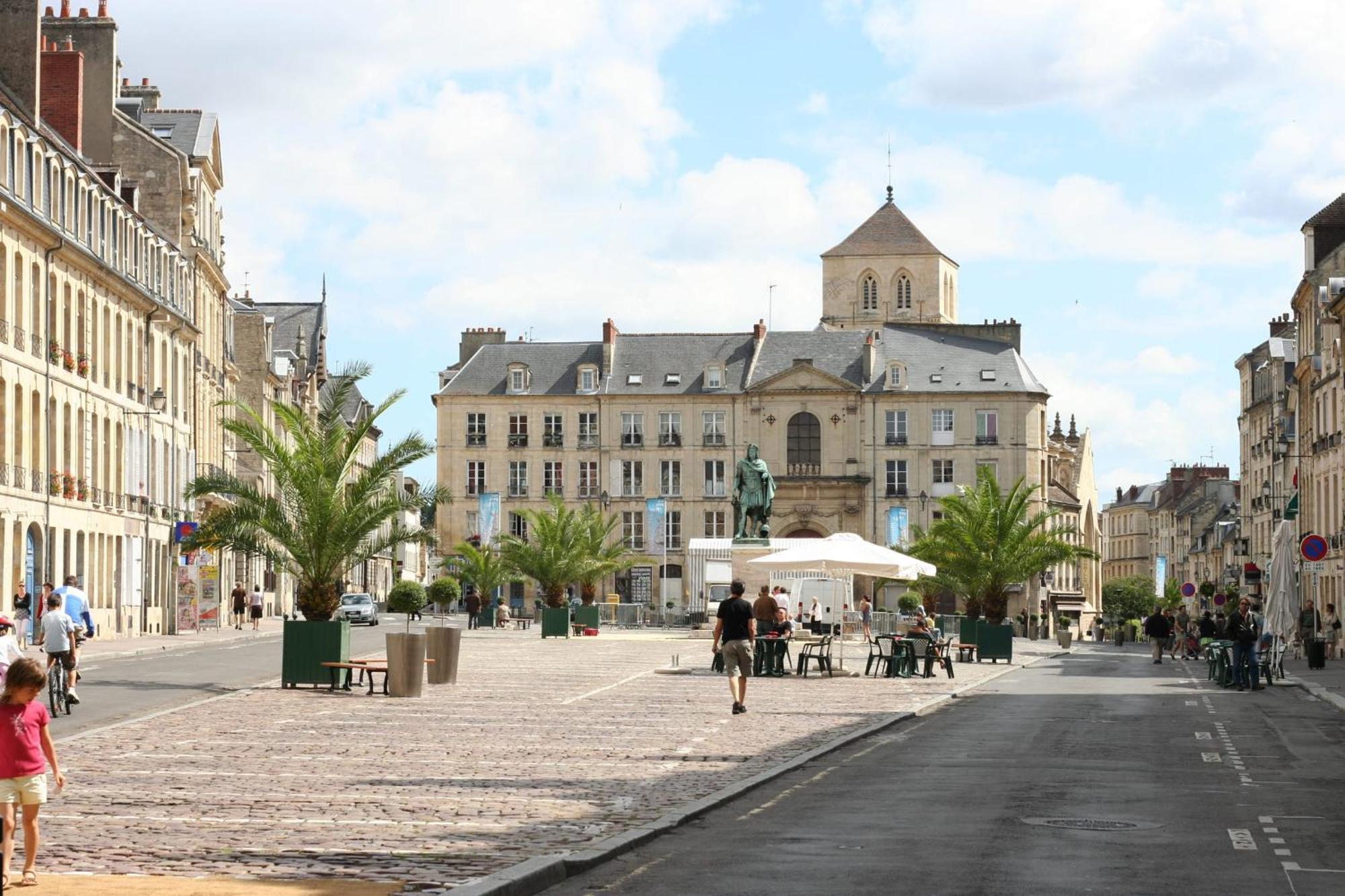 Le Castel D'Orne - Piscine Et Terrasse Caen Buitenkant foto